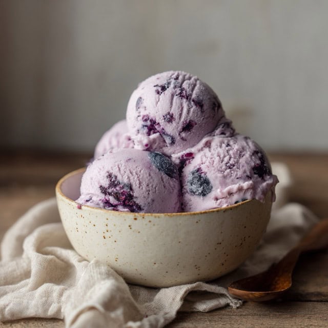 Blueberry ice cream