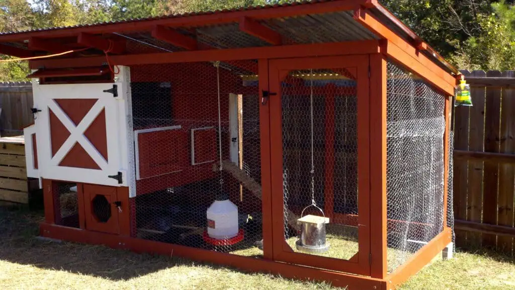 Chicken coop with run